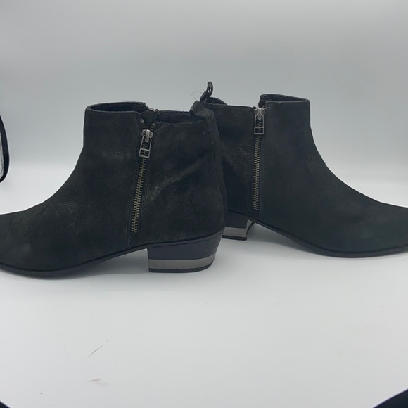 Steve Madden Pewter Roger Ankle Boot - Picture 6 of 6